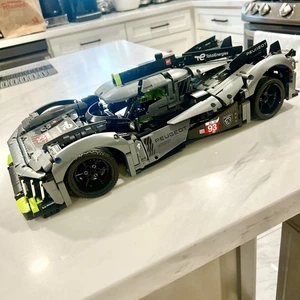 LEGO TECHNIC: Hipercoche Híbrido Peugeot 9x8 24h Le Mans (42156) Sin Caja Sin Manual - Imagen 1 de 20
