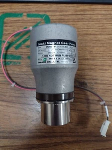 Modelo de bomba de engranajes magnética Iwaki: MDG-R2BB24H-22 DC 24 voltios - ¡ENVÍO RÁPIDO! #i10 - Imagen 1 de 5