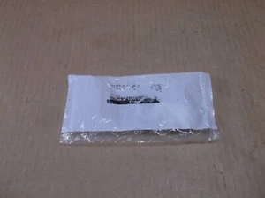 SY3120-5LOU-M5-Q SMC NEW In Box Solenoid Valve SY31205LOUM5Q - Picture 1 of 4