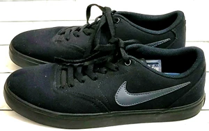Nike SB Check Solarsoft Skate Sneaker Men Size 8.5 Canvas All Black Shoes 843896 - Picture 1 of 9