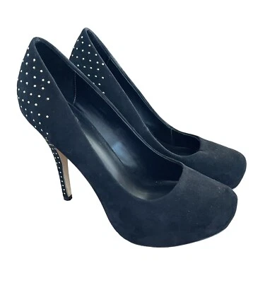 Sapatos Mix No 6 de camurça preta com saltos cravejados de ouro excelente estado usado tamanho 8,5 - Imagem 1 de 4