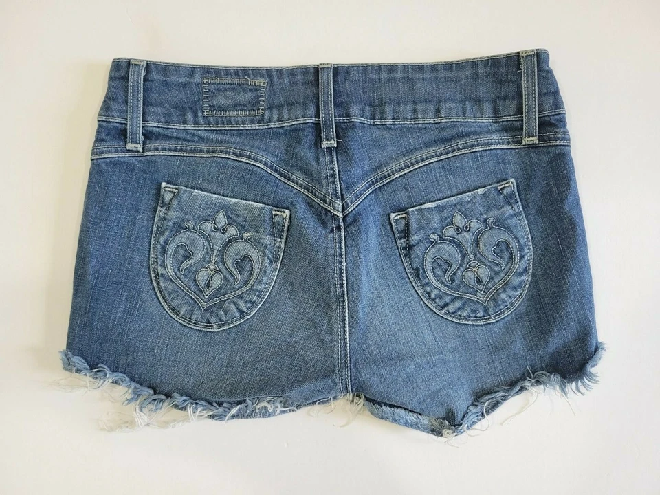 SIWY Billy Slouchy Cut off Frayed Mini Denim Shorts, Medium Wash - Size 28 - Image 1 of 4