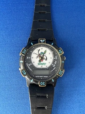 RARO Reloj Hombre Disney Goofy Taquímetro Ana+Digi Negro Cuarzo Necesita Batería Nueva Foto 1 de 4