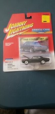 JOHNNY LIGHTNING MUSCLE CARS USA 1968 COUGAR XR7!!! CARDED!!! 204-01