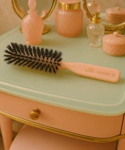 Spazzola capelli vintage Howard #21 Barbie rosa 100% pura setola di cinghiale lunga 8" anni 50-60 - Foto 1 di 7