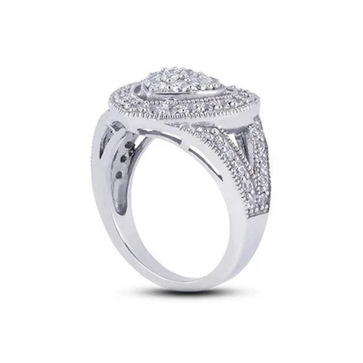 Anillo de cóctel con halo de oro de 14 k con diamantes extraídos terrestres redondos E-VS2 0,88 quilates Foto 1 de 3