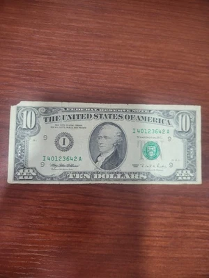 1995 10 Dollar Bill Serial Number - I40123642A - Image 1 of 4
