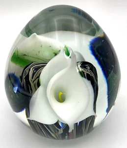 Joshua Lotton Signed White Calla Lilies Flower Vines Glass Paperweight 2006 RARE - Picture 1 of 8