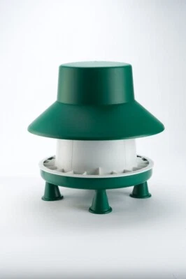 BEC OSPREY Blenheim Poultry Feeder 6kg Outdoor All Weather Outdoor Osprey With Feet