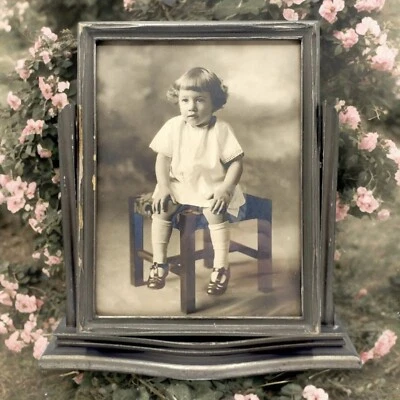 Retrato Art Deco Giratorio Enmarcado De Niña Jacob Hefner Grand Rapids MI Foto 1 de 4