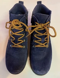 UGG $90 Hiking Boots Girls Size 4 Sherpa Lined Water Proof Insulated Navy Suede - Picture 1 of 9