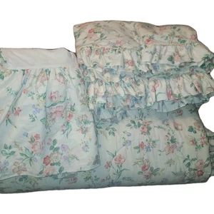 Laura Ashley Juliet 6 Pc King Set Comforter, Bed Skirt & 4 Pillowcases Shams - Picture 1 of 15