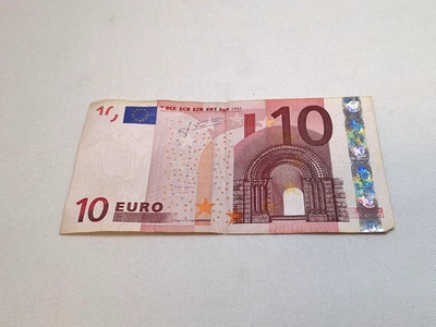 10 Euro Bank Note 2002 BCE ECB EZB EKT EKP European Union Paper Money - Image 1 of 4