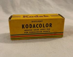 Vintage Kodak Kodacolor Daylight C 120 Negativ Farbfilm Juli 1955 versiegelt - Bild 1 von 8