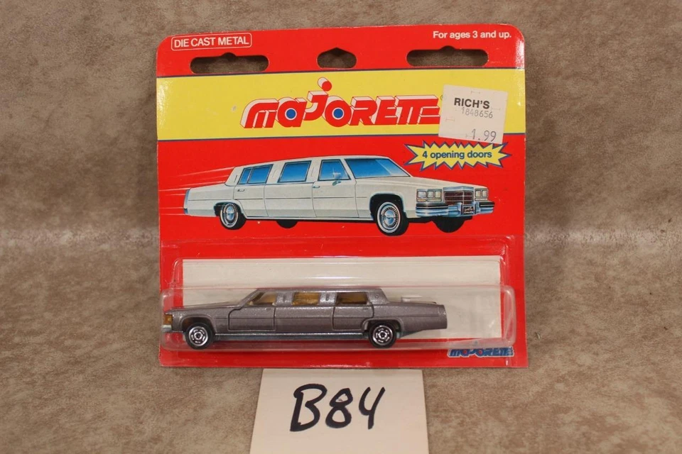 B84 VINTAGE MAJORETTE CADILLAC STRETCH LIMOUSINE 300 SERIES CAR ON CARD - Image 1 of 1