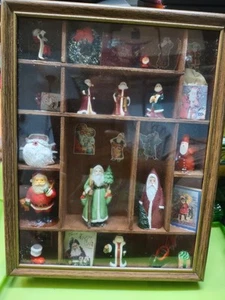Vintage Christmas Display Box - Picture 1 of 5