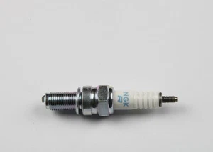Suzuki Genuine GSX-R750 K6 - K7 Engine Spark Plug NGK CR9E 09482-00458-000 - Picture 1 of 7