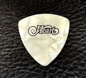 Heart 2003 Tour  Gilby Clarke signature Guitar Pick! Heart ❤️ - Picture 1 of 2