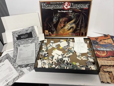 Vintage 1992 TSR Dungeons & Dragons Game The Dragon's Den - Image 1 of 4