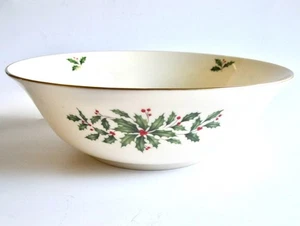 Lenox "Holiday" Large Serving Bowl Christmas Holly Pattern - Picture 1 of 5