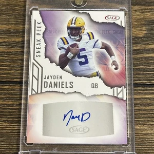 Jayden Daniels Auto 🔥🔥 2023 SAGE Football#SPA-JD Sneak Peek Autograph - Picture 1 of 2