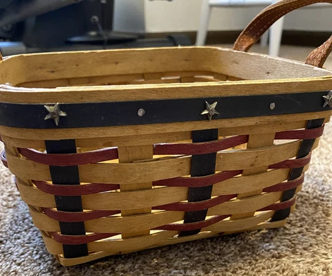 2004 Longaberger Basket with Leather Handles and Star studded accents, blue/red Cover