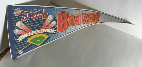 Vintage ATLANTA BRAVES Felt Pennant Wincraft 1990’s 30” Cover