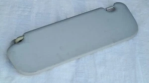 Genuine Sun Visor Right Hyundai H1 Starex i800 TQ 07-18 - Picture 1 of 2