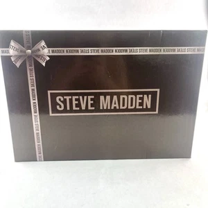 Steve Madden Multi-Piece Gift Set Zip Wallet & Knit Scarf Timeless Taupe - Picture 1 of 2