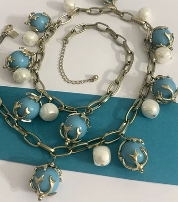 Collar Corona Nueve Azul e Imitación Perla Dije Cuentas Tono Dorado Cadena Distintiva Foto 1 de 4