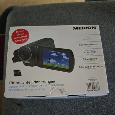 MEDION LIFE X47030 (MD 86641) - Digitaler Full HD Camcorder (Videokamera) in OVP - Bild 1 von 4