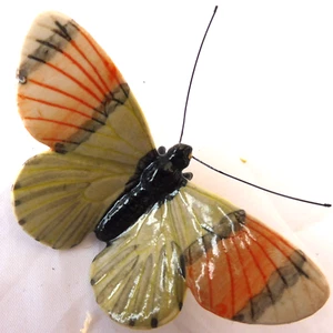 KLIMA K982 Miniature en porcelaine - PAPILLON AILES DEMI OUVERTES N° 1 BUTTERFLY - Imagen 1 de 6