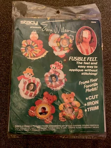 Stacy Fabrics Erica Wilson Set of 6 Fusible Felt Holiday Picture Ornaments NEW - Picture 1 of 8