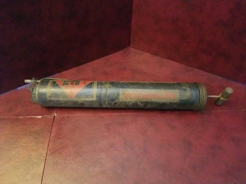 Vintage Hudson Admiral Tin Metal Bug Sprayer Duster Insecticide Hand Pump Cover