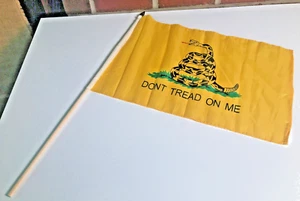 NEW Gadsden Flag 12 x 18" w 24" Parade Stick Don't Tread On Me Revolutionary War - Picture 1 of 9