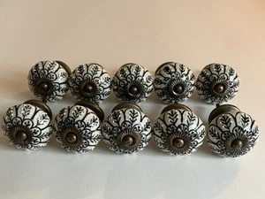 10 Antique Style Ceramic Hand Decorated Bronze Tone Drawer Pulls Knobs Unused - Picture 1 of 17