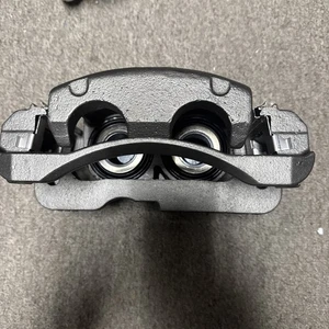 1999 -2017 GM Left Caliper 18025701 Front Left Silverado And Others - Bild 1 von 4