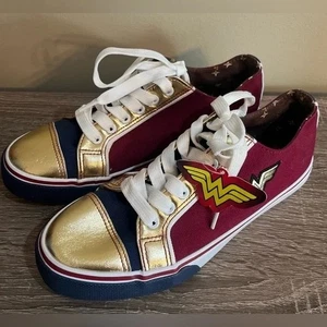 Ground Up Wonder Woman Damen-Sneaker Größe 6 NEU Superheld Cosplay - Bild 1 von 5