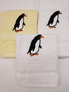 Personalised Penguin Face Cloth Name Christmas Xmas Gift Flannel Embroidered! - Picture 1 of 4