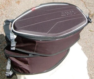 Givi EA101b soft saddlebags, rain covers, NEW - Picture 1 of 5