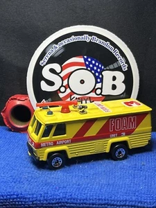 Matchbox 1980 Command Vehicle 1:64  Metro Airport Foam Yellow Diecast USEDNMCond - Picture 1 of 9