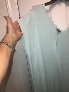 Size 3, TALBOT TEAL BLUE KNIT SHELL BLOUSE TOP SLEEVLESS SCALLOP NECKLINE - Picture 1 of 10