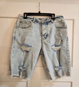 Union Bay "Delores" Cutoffs. Size 3. Nwt. - Picture 1 of 2