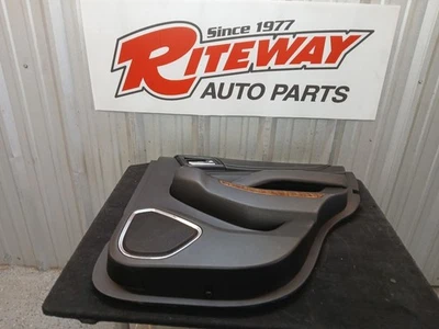 2015-20 CHEVROLET SUBURBAN/TAHOE R Rear Door Trim Panel Assy BLACK Foto 1 de 4