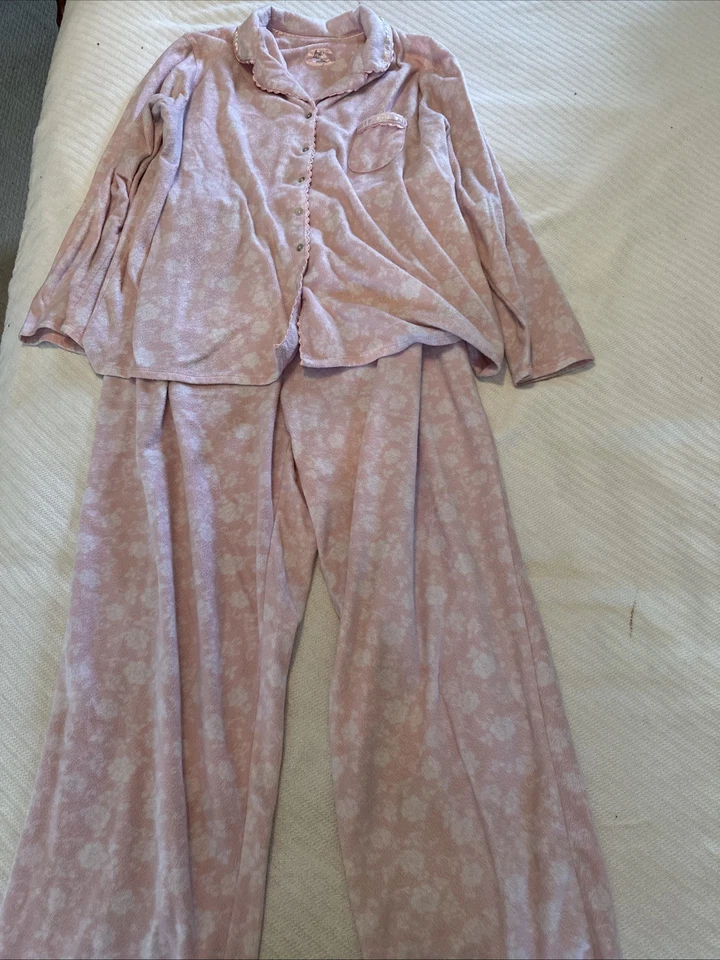 ARIA Collection Pink White Floral Ultra Soft Thick Fleece Pajama Set Women's XL - Image 1 of 4