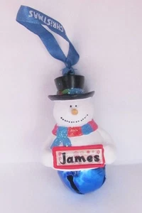 25348 JAMES NAME FROSTY SNOWMAN COLOUR BELL CHRISTMAS TREE DECORATION GIFT - Picture 1 of 6