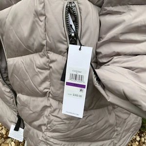Abrigo acolchado con capucha ribete de piel sintética extraíble Calvin Klein XXL para mujer - Imagen 1 de 24