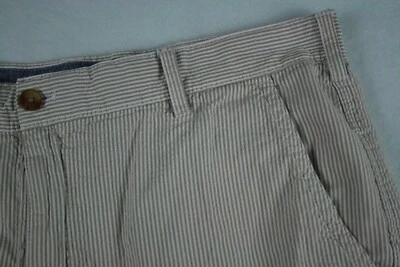 IZOD HOMBRE TALLA 38 CAQUI Y BLANCO MATERIAL SEERSUCKER FRENTE PLANO Foto 1 de 4