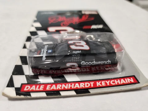Legends of Racing Dale Earnhardt Keychain 1:87 Scale Diecast Metal Cover