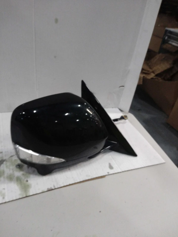 2016 INFINITI QX80 Right Door Mirror Assembly Black Used OEM 358733 124K Miles Foto 1 de 4